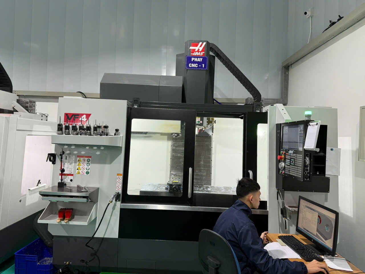 z7218317131855 8c6e1ab32c7dd7b6de1e8f2148894ecf Trang chủ